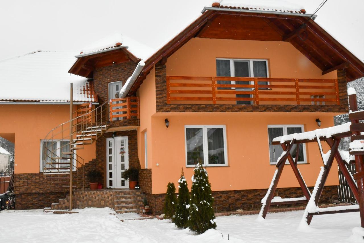Casa de Oaspeti Cristian Praid Esterno foto
